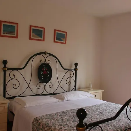 Oda ve Kahvaltı I Portici Gatteo a Mare